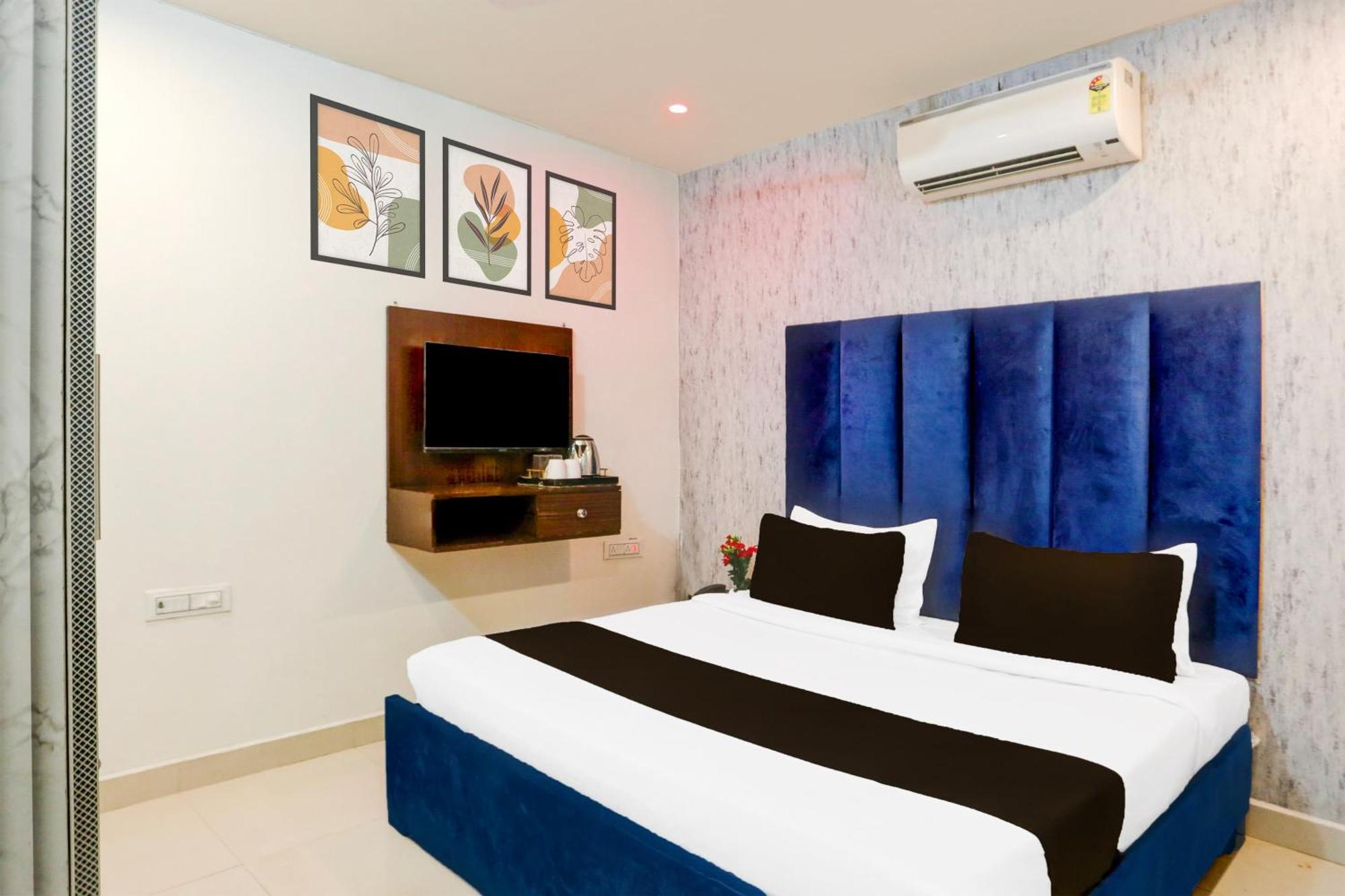 Super Collection O Roop Vihar Rohtak Formerly Hotel Maha 外观 照片