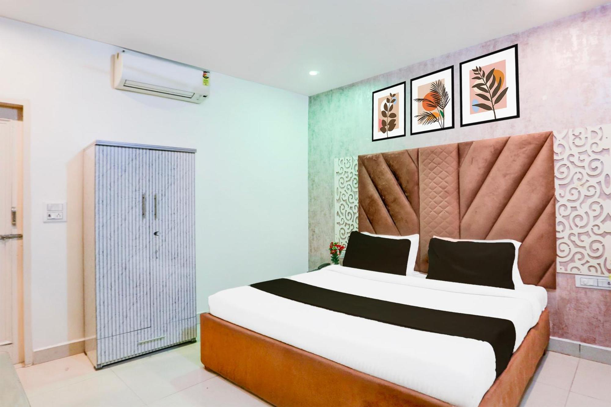 Super Collection O Roop Vihar Rohtak Formerly Hotel Maha 外观 照片